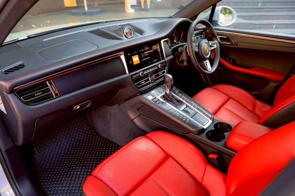2020 Porsche Macan I 3