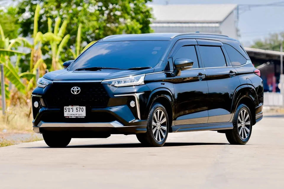 2023 Toyota Veloz III 3