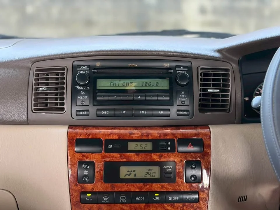 2007 Toyota Corolla Altis IX (E120) 3