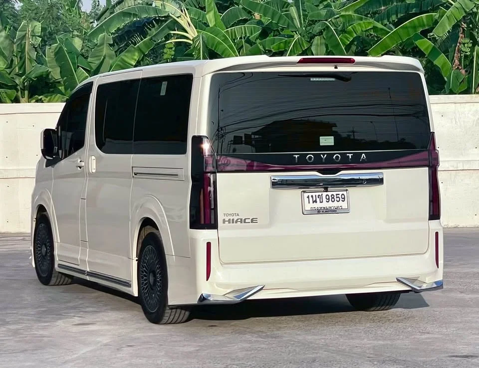 2024 Toyota HiAce VI (H300) 3
