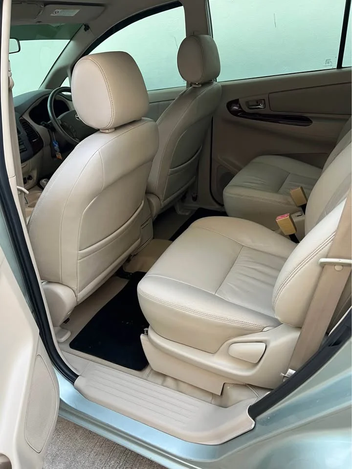 2006 Toyota Innova I 3