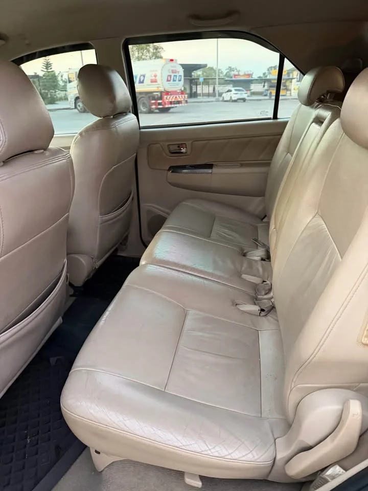 2005 Toyota Fortuner I 3