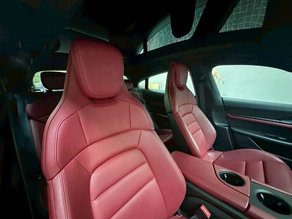 2022 Porsche Taycan 9J1 3