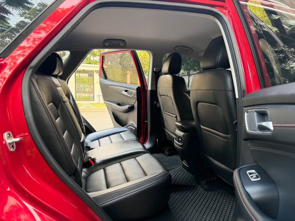 2022 MG HS 3