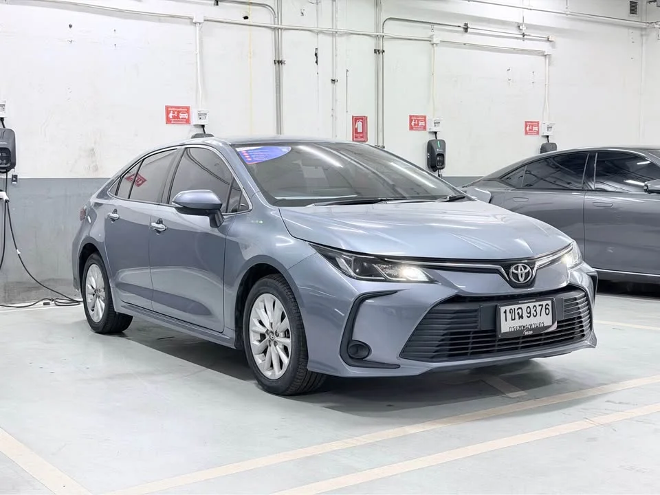 2020 Toyota Corolla Altis XII (E210) 3