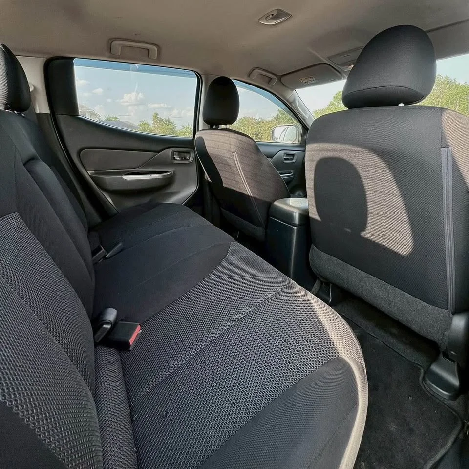 2015 Mitsubishi Triton V 3