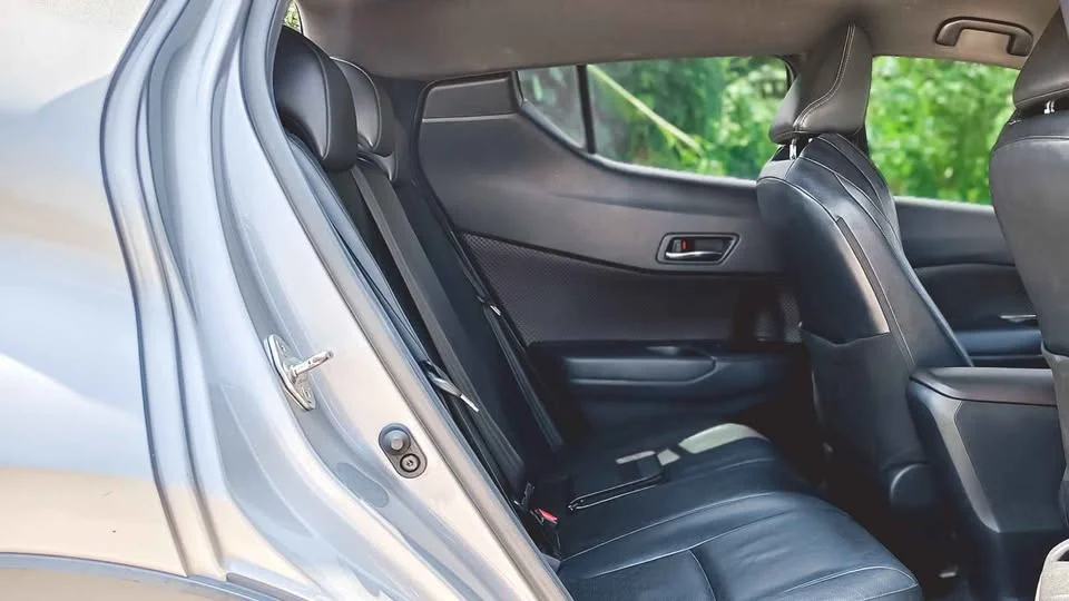2019 Toyota C-HR I 3