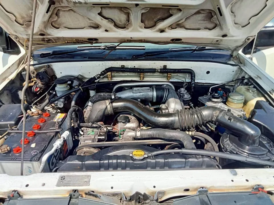 2001 Isuzu Faster Dragon Eyes III 2