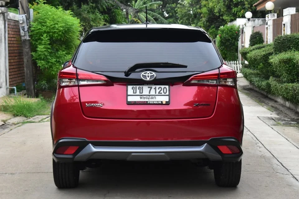 2022 Toyota Yaris III 2