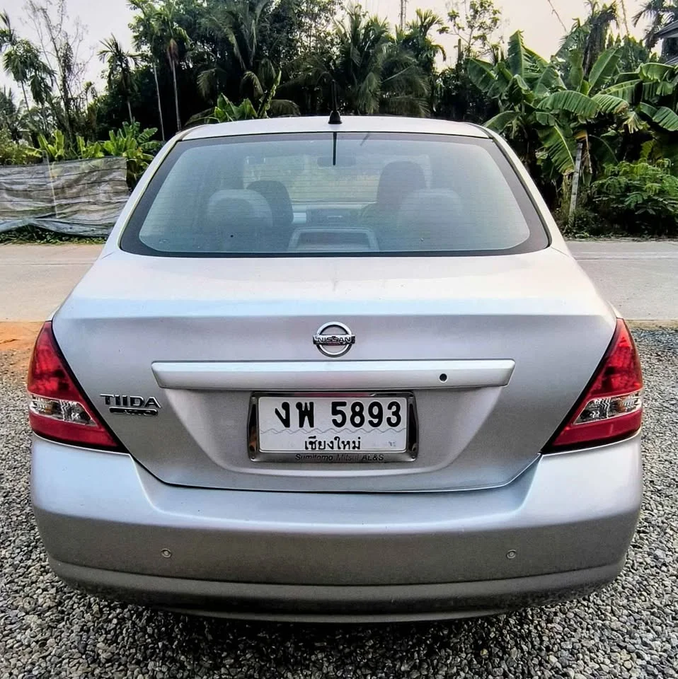 2010 Nissan Tiida I (C11) 3