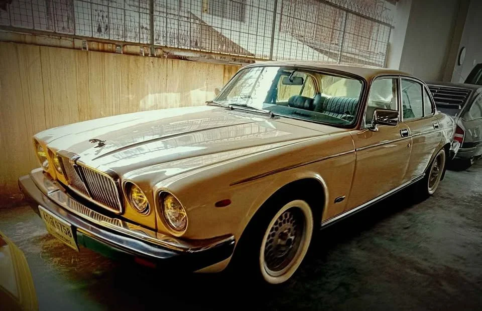 1988 Jaguar XJ Series III 3