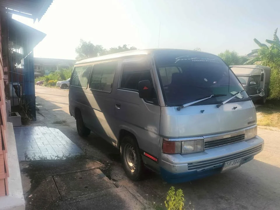 1992 Nissan Urvan IV (E24) 2