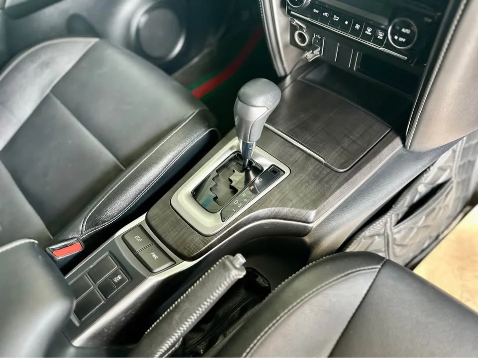 2022 Toyota Fortuner II 3