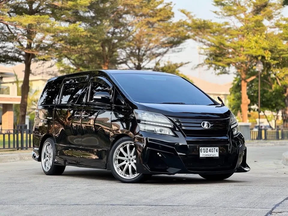 2011 Toyota Alphard, Vellfire II (AH20) 3