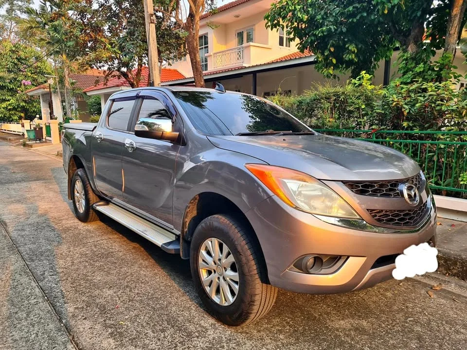 2013 Mazda BT-Series II 2
