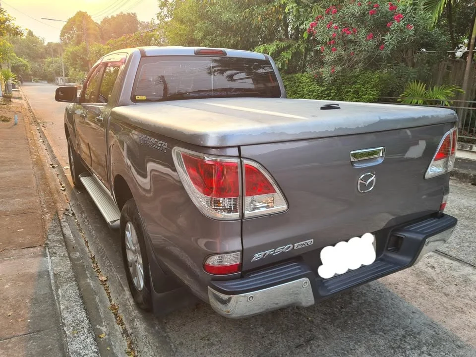 2013 Mazda BT-Series II 3