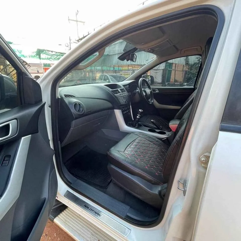 2013 Mazda BT-Series II 2