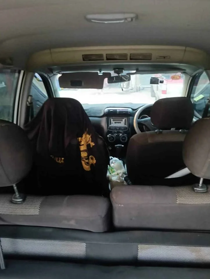 2004 Toyota Avanza I 2