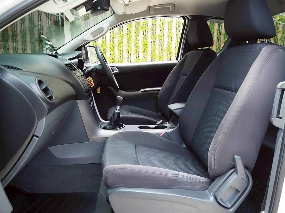 2016 Mazda BT-Series II 2