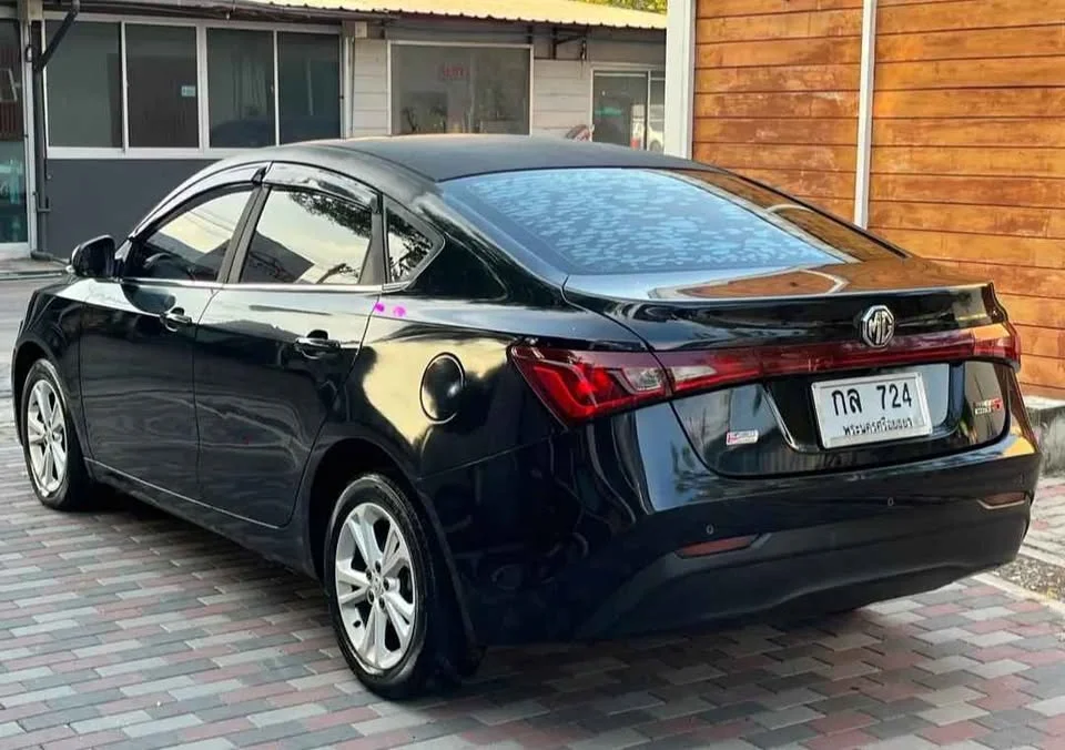 2018 MG 5 I  3