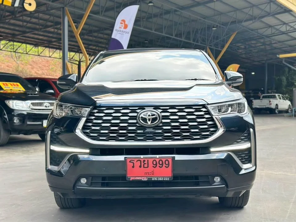 2024 Toyota Innova III 3