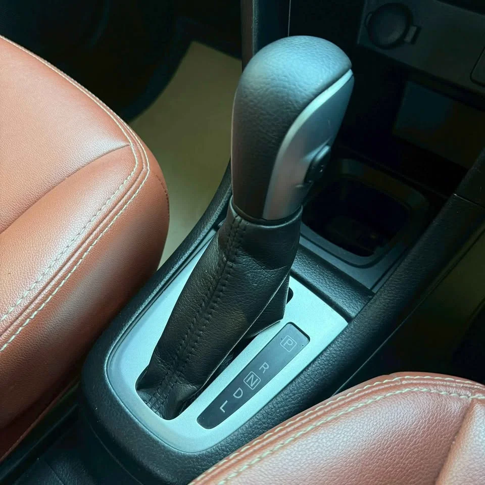 2017 Suzuki Swift II 3