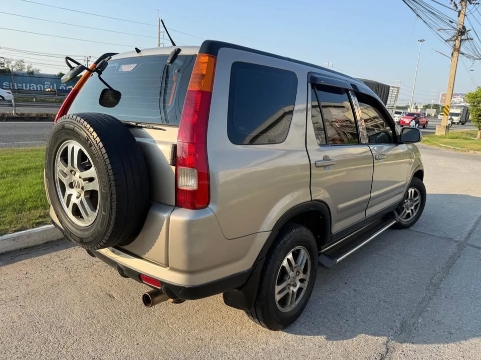 2003 Honda CR-V II 2