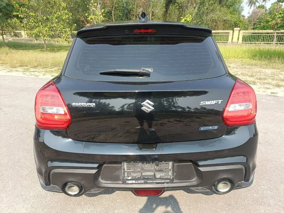 2018 Suzuki Swift III 2