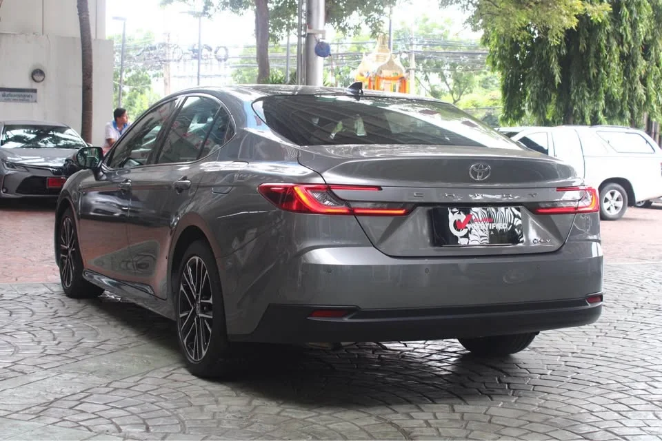 2024 Toyota Crown XVI (S235) 3