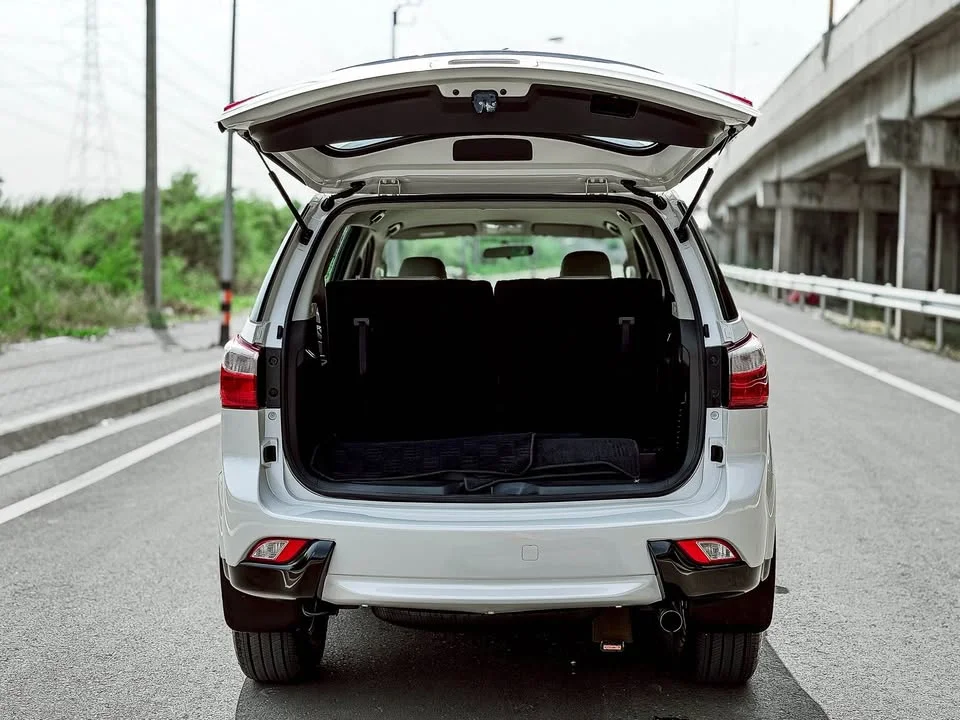 2014 Isuzu MU-X I 3