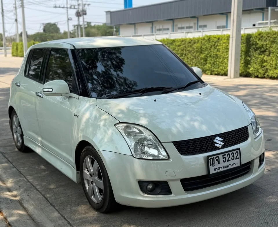 2010 Suzuki Swift I 3