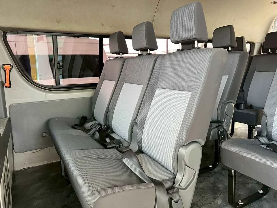 2008 Toyota Commuter V (H200) 2