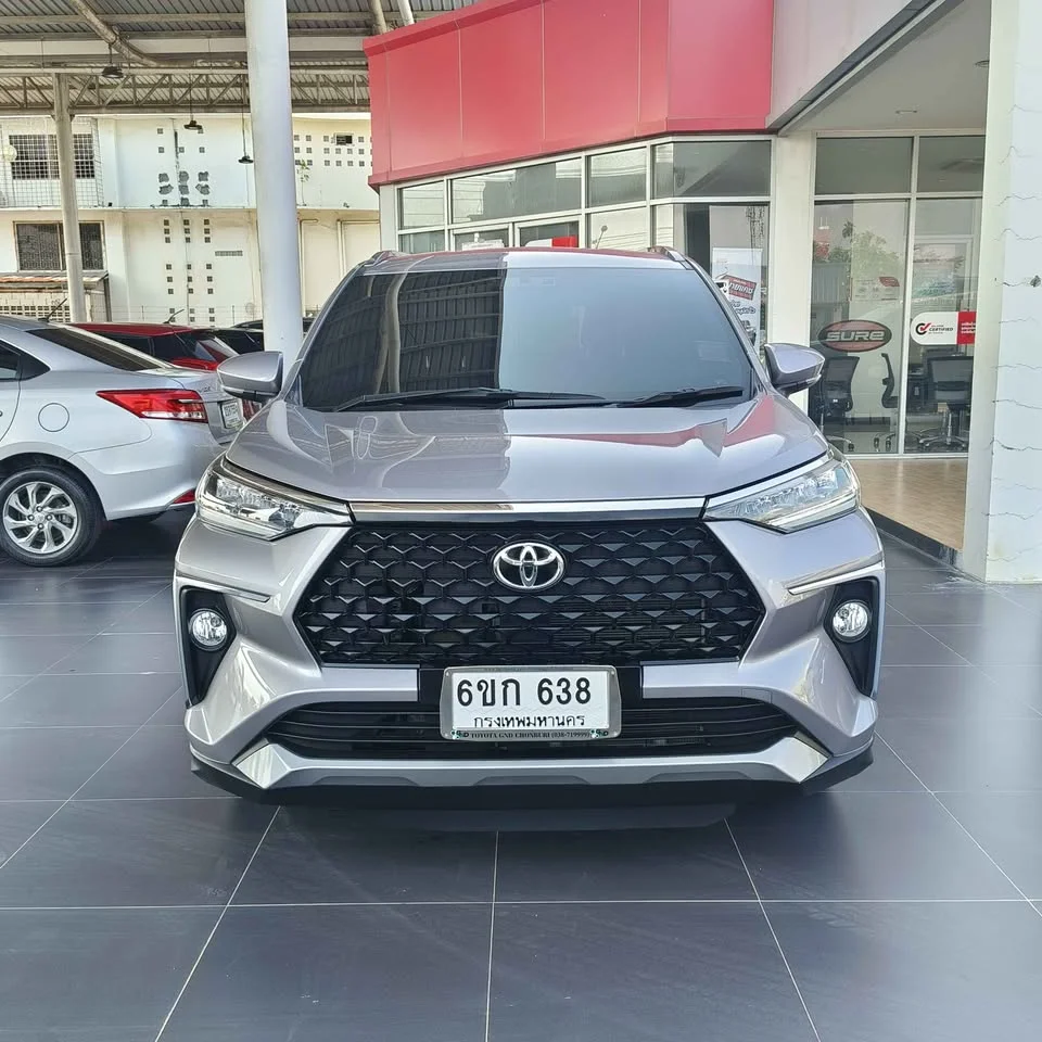2023 Toyota Veloz III 2