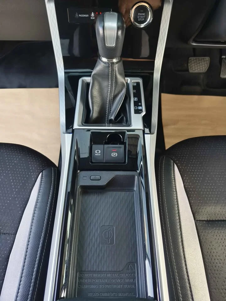 2023 Toyota Veloz III 3