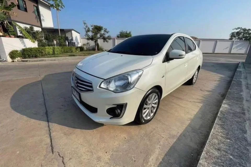 2015 Mitsubishi Attrage VI 2