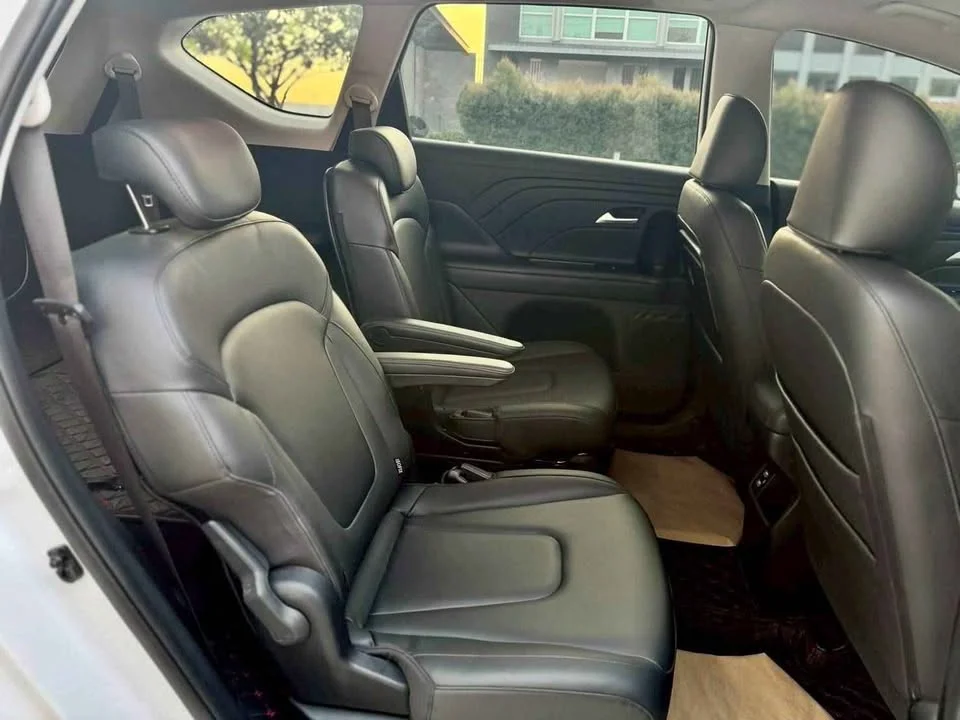 2023 Hyundai Stargazer KS 3
