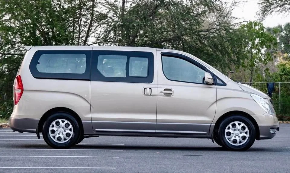 2010 Hyundai H-1 II 3