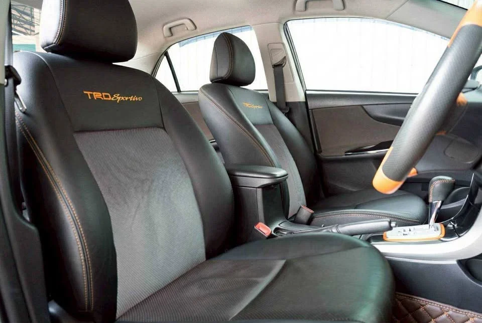 2013 Toyota Corolla Altis X (E140) 2