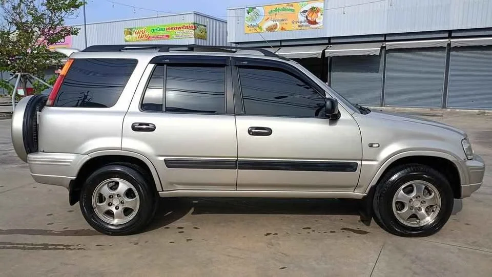 2000 Honda CR-V I 3