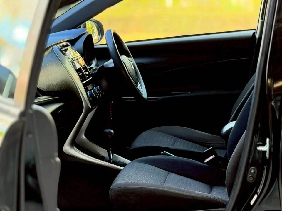 2019 Toyota Yaris ATIV III 2