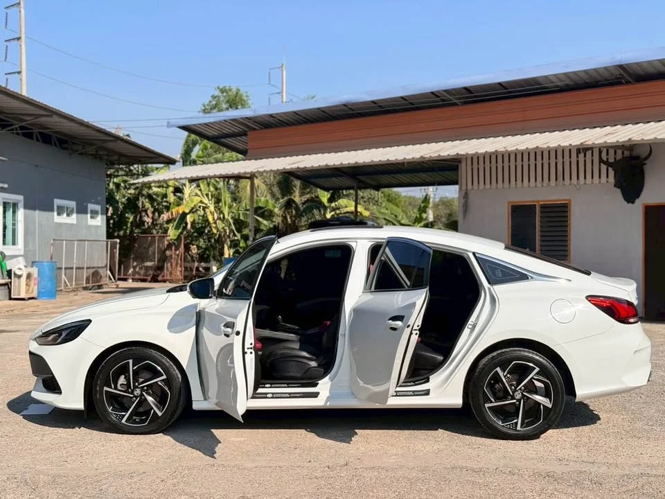 2022 MG 5 II 3