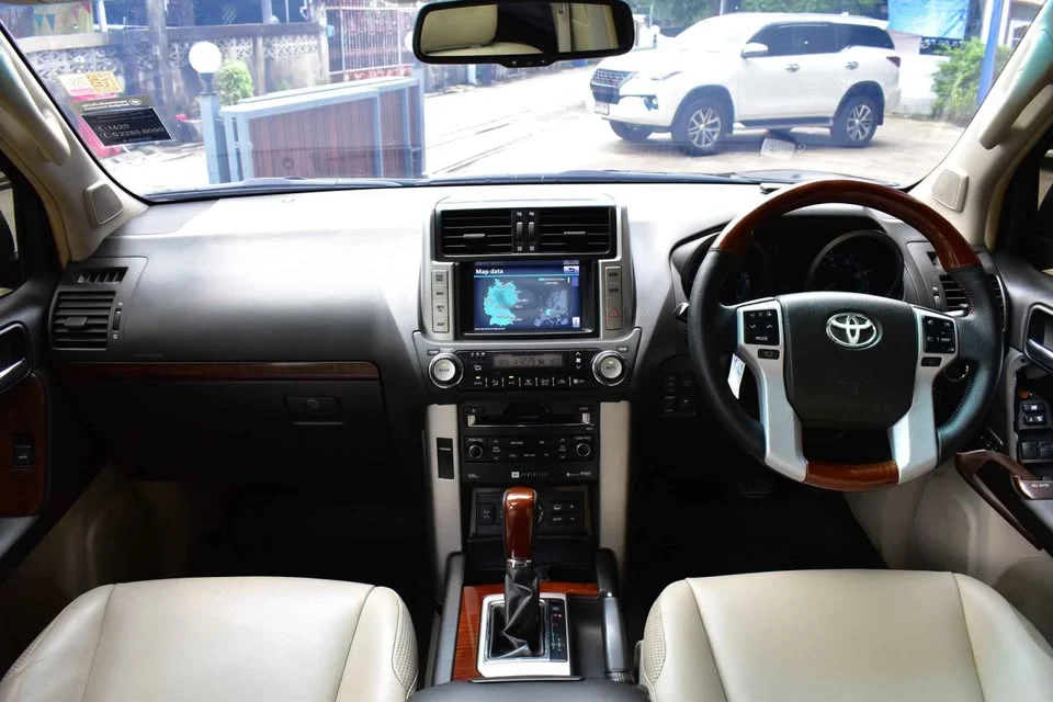 2013 Toyota Land Cruiser Prado J150 2