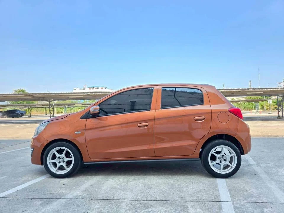 2017 Mitsubishi Mirage VI 3