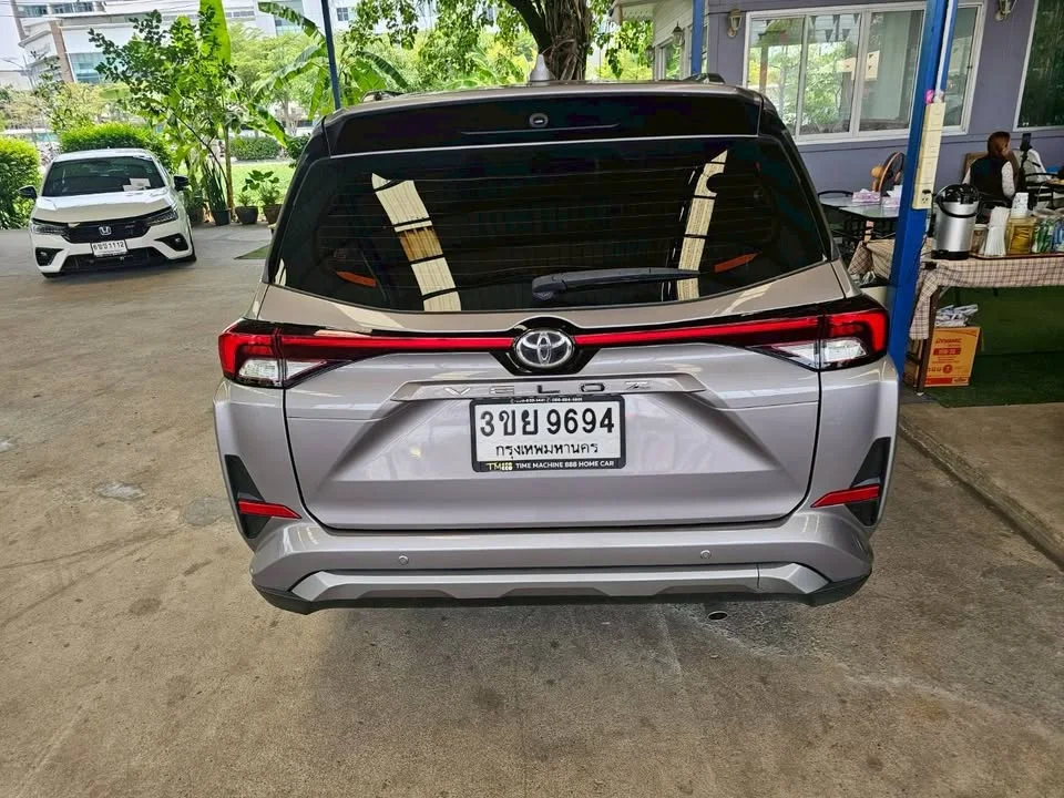 2023 Toyota Veloz III 3