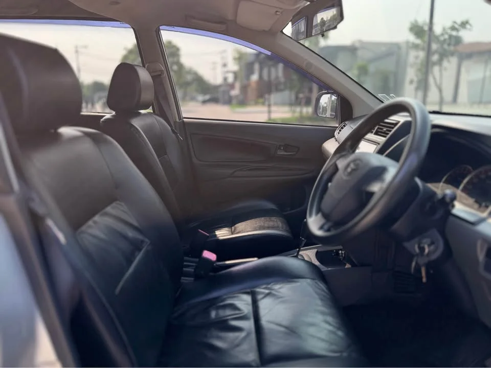 2013 Toyota Avanza II 3