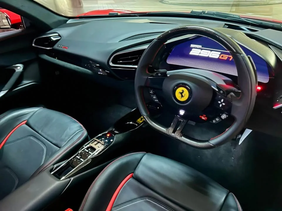 2023 Ferrari SF90 Stradale 3