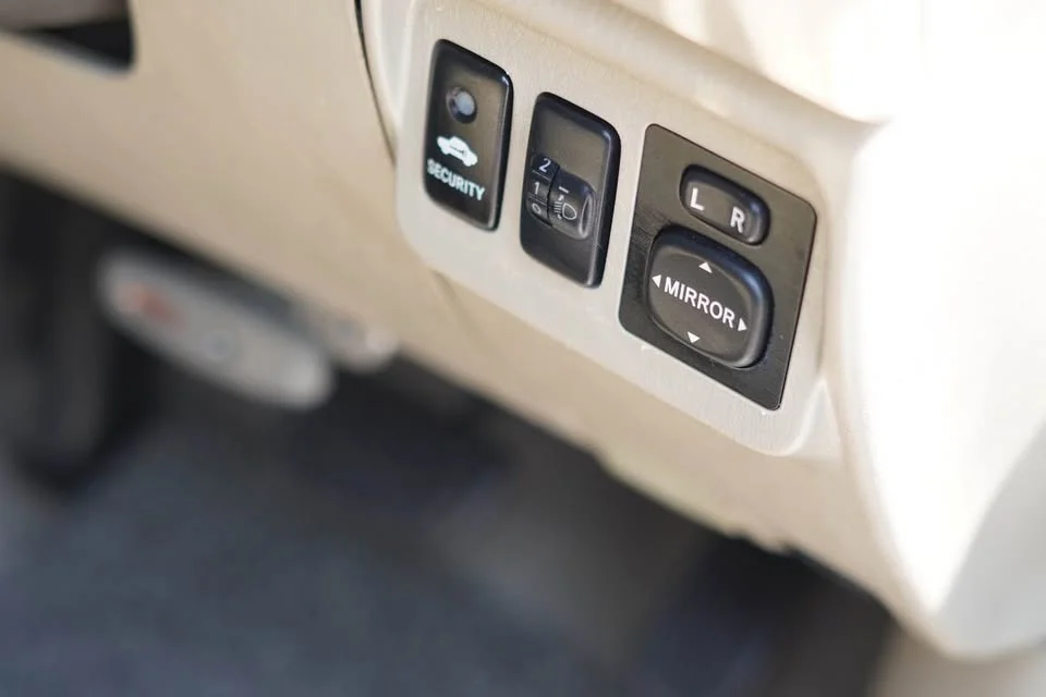 2013 Toyota Innova I 3