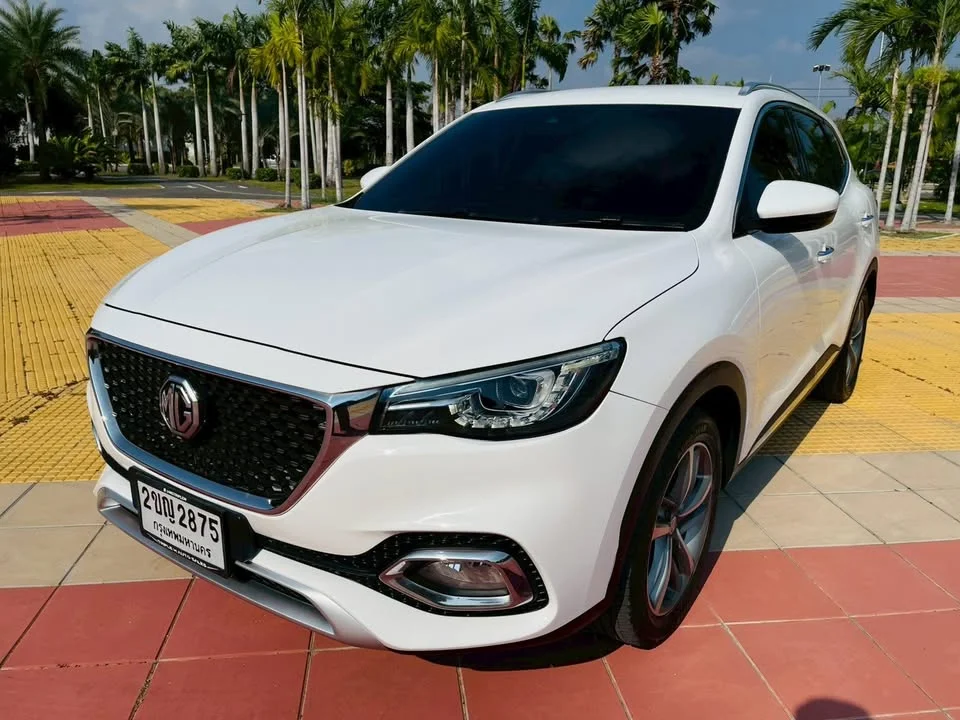 2022 MG HS 2