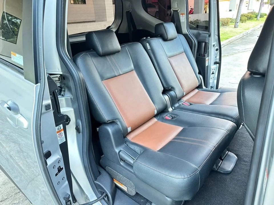 2019 Toyota Sienta II 2