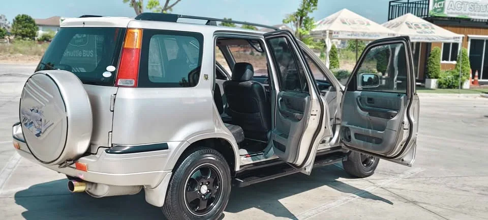 2000 Honda CR-V I 3